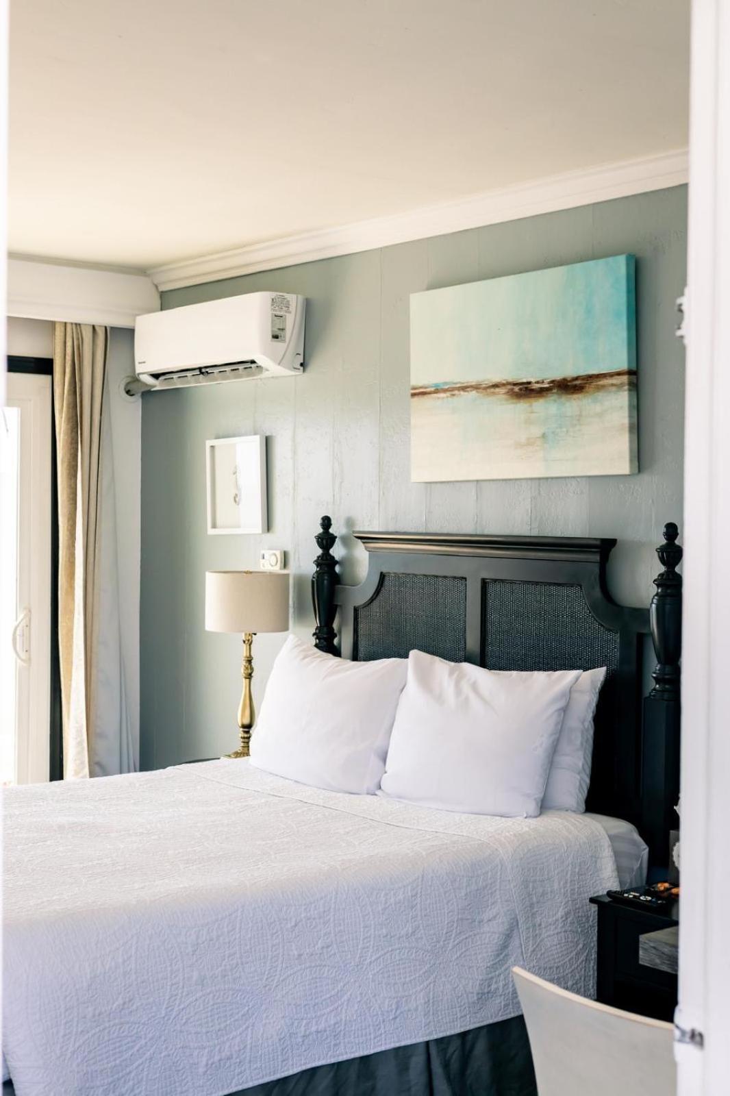 Seaside Laguna Inn & Suites ลากูนาบีช ภายนอก รูปภาพ